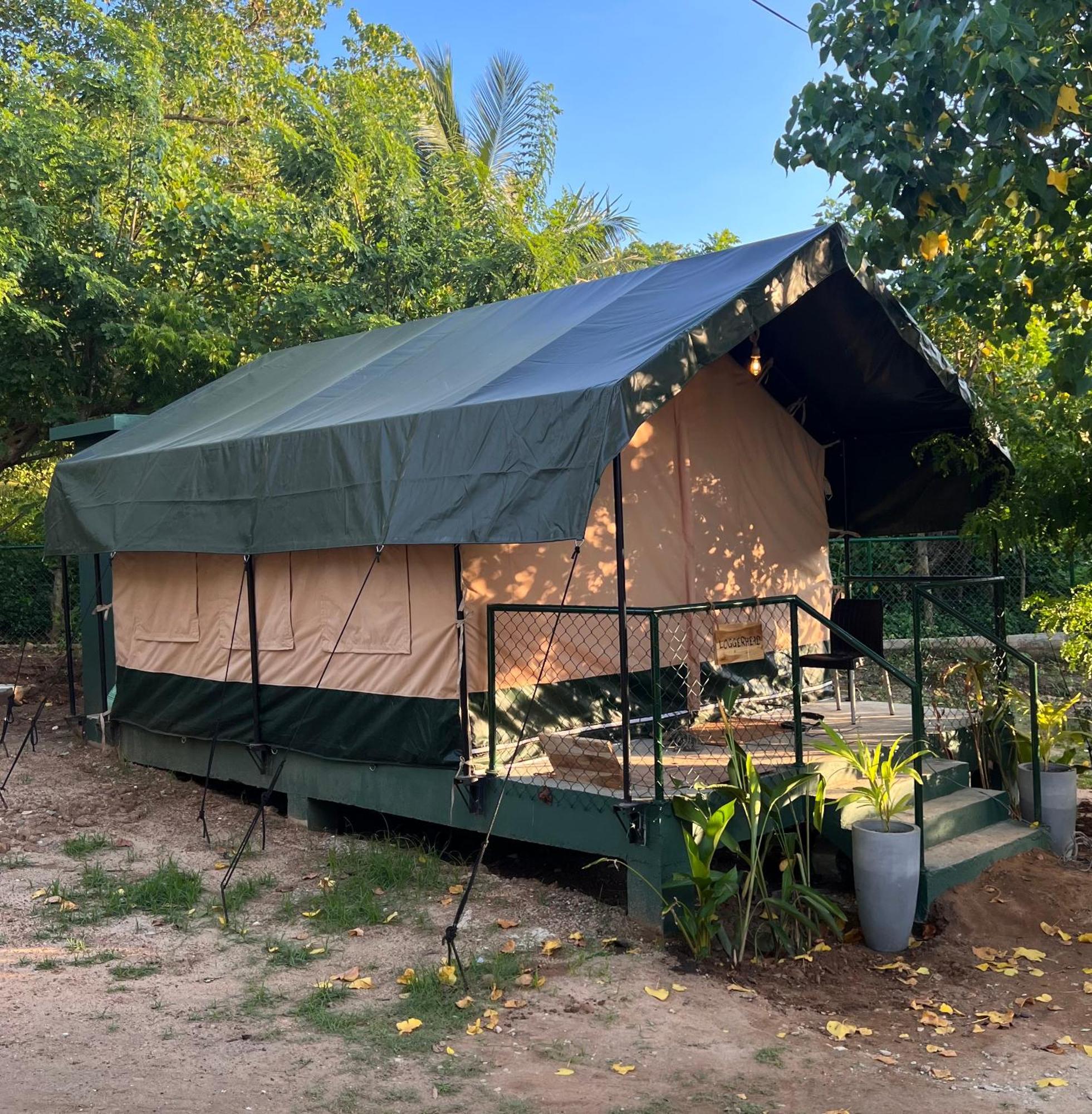 Отель At One - Glamping Rekawa Экстерьер фото