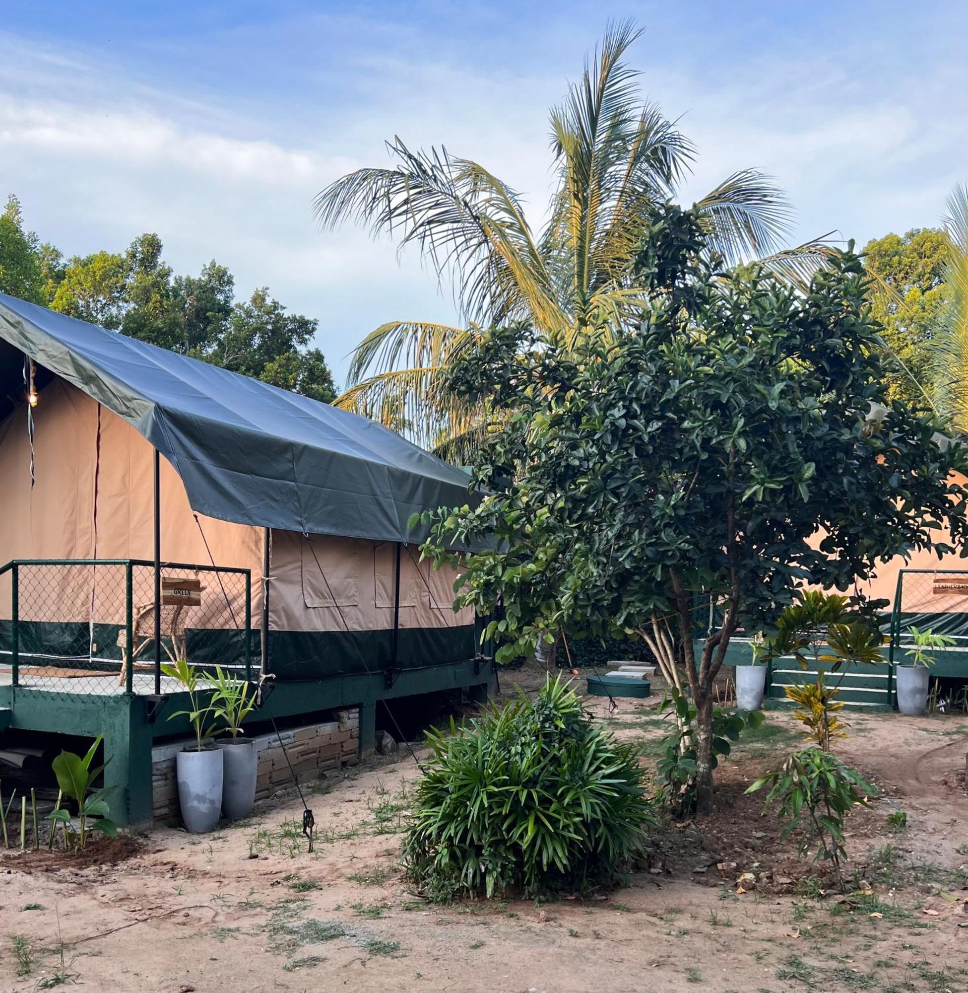 Отель At One - Glamping Rekawa Экстерьер фото